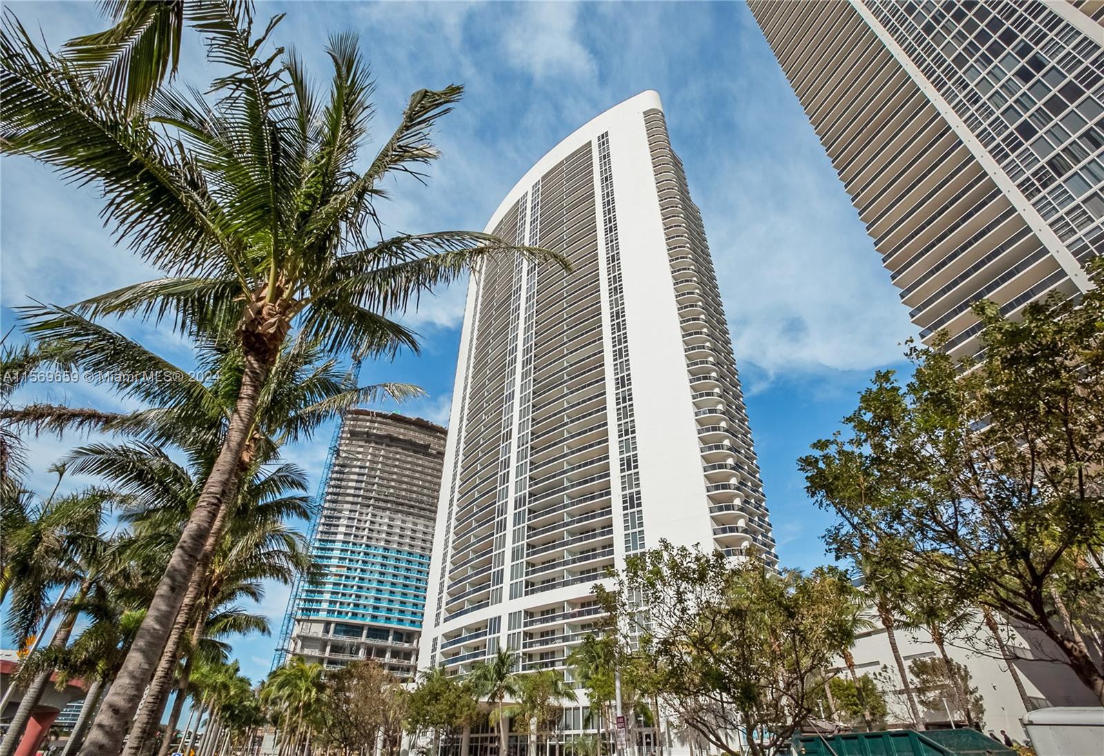 1800 S OCEAN DR #1404 For Sale A11569659, FL