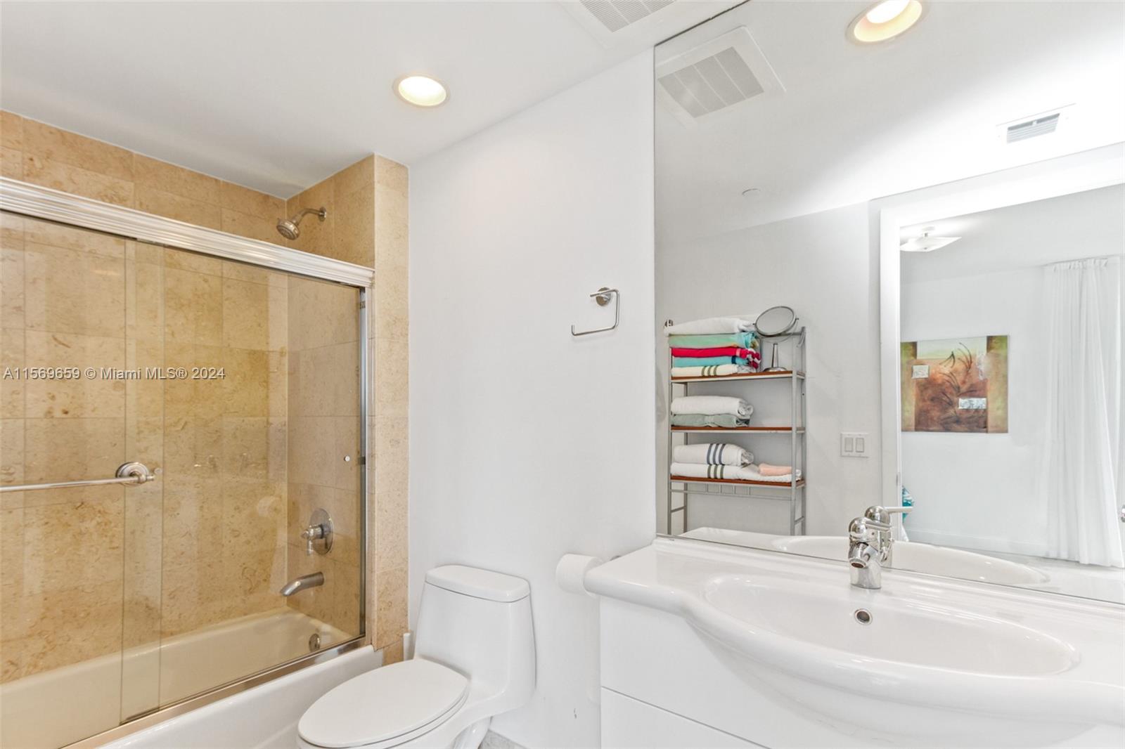 1800 S OCEAN DR 1404, Hallandale Beach, Florida 33009, 3 Bedrooms Bedrooms, ,3 BathroomsBathrooms,Residentiallease,For Rent,1800 S OCEAN DR 1404,A11569659