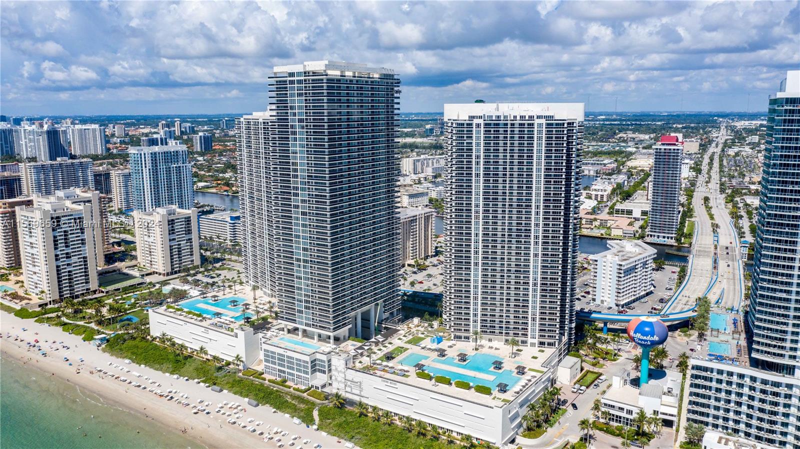 1800 S OCEAN DR 1404, Hallandale Beach, Florida 33009, 3 Bedrooms Bedrooms, ,3 BathroomsBathrooms,Residentiallease,For Rent,1800 S OCEAN DR 1404,A11569659