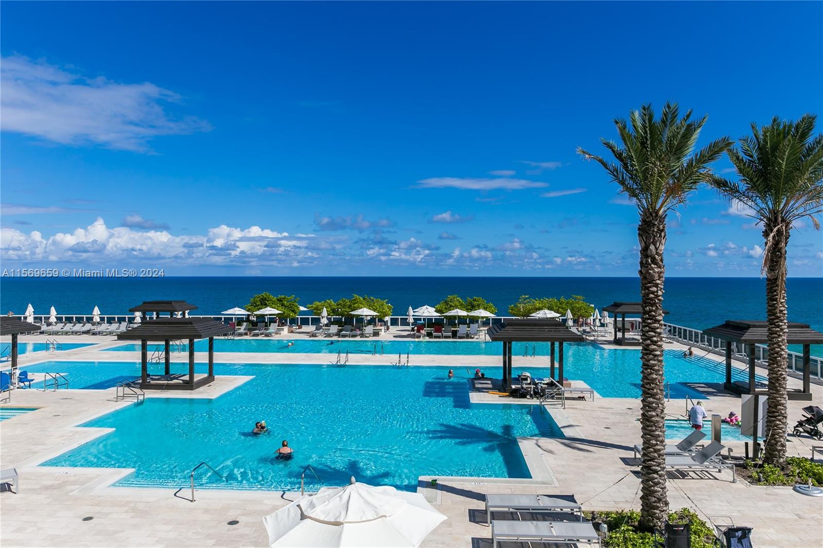1800 S OCEAN DR 1404, Hallandale Beach, Florida 33009, 3 Bedrooms Bedrooms, ,3 BathroomsBathrooms,Residentiallease,For Rent,1800 S OCEAN DR 1404,A11569659