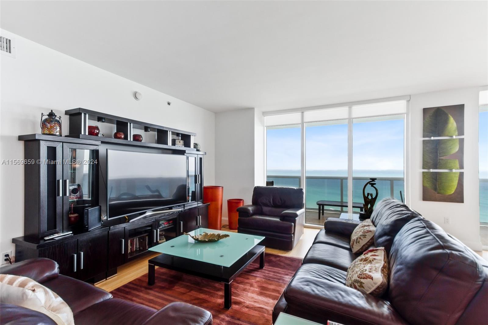 1800 S OCEAN DR 1404, Hallandale Beach, Florida 33009, 3 Bedrooms Bedrooms, ,3 BathroomsBathrooms,Residentiallease,For Rent,1800 S OCEAN DR 1404,A11569659