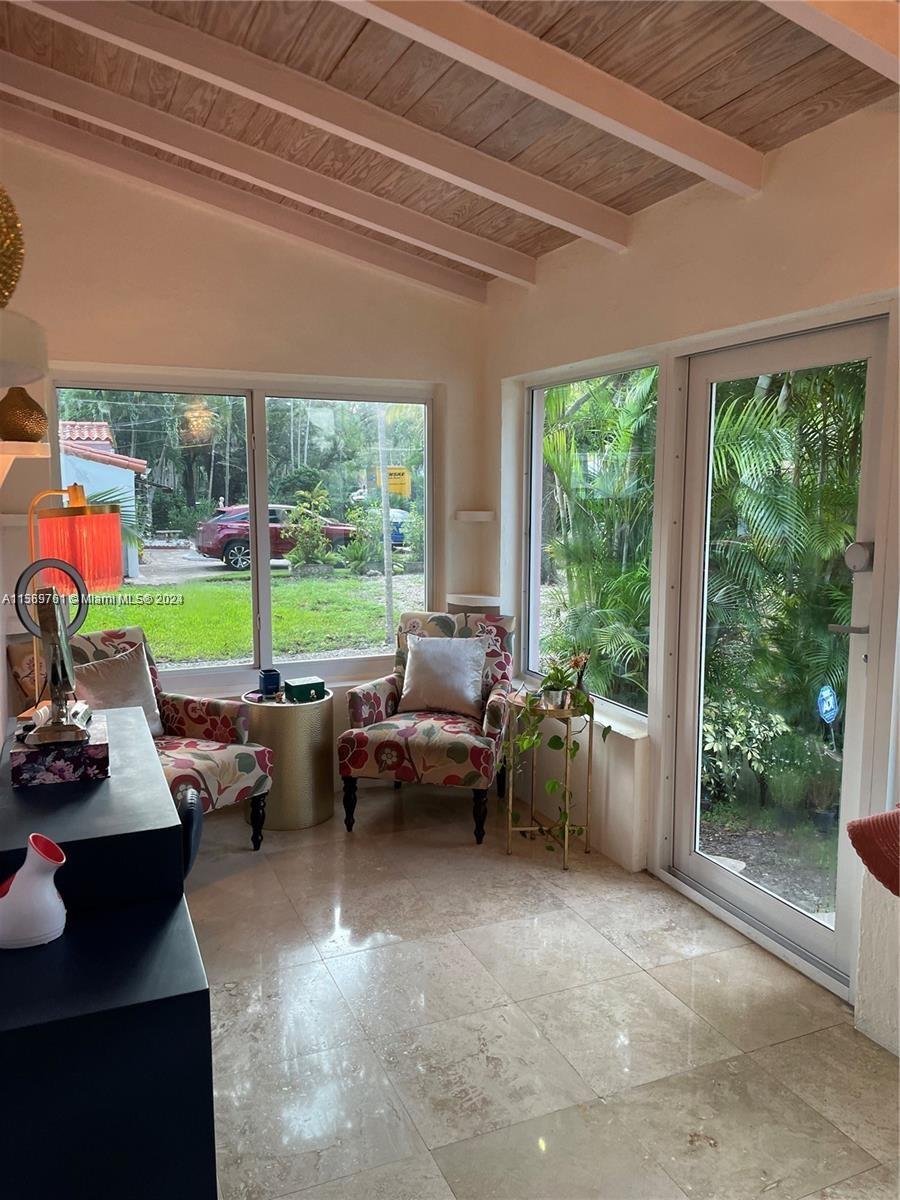 203 NE 86th St, El Portal, Florida 33138, 2 Bedrooms Bedrooms, ,1 BathroomBathrooms,Residentiallease,For Rent,203 NE 86th St,A11569761