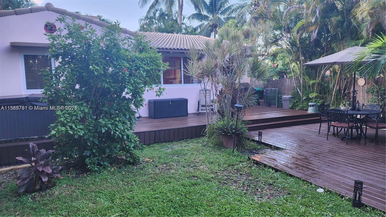 203 NE 86th St, El Portal, Florida 33138, 2 Bedrooms Bedrooms, ,1 BathroomBathrooms,Residentiallease,For Rent,203 NE 86th St,A11569761