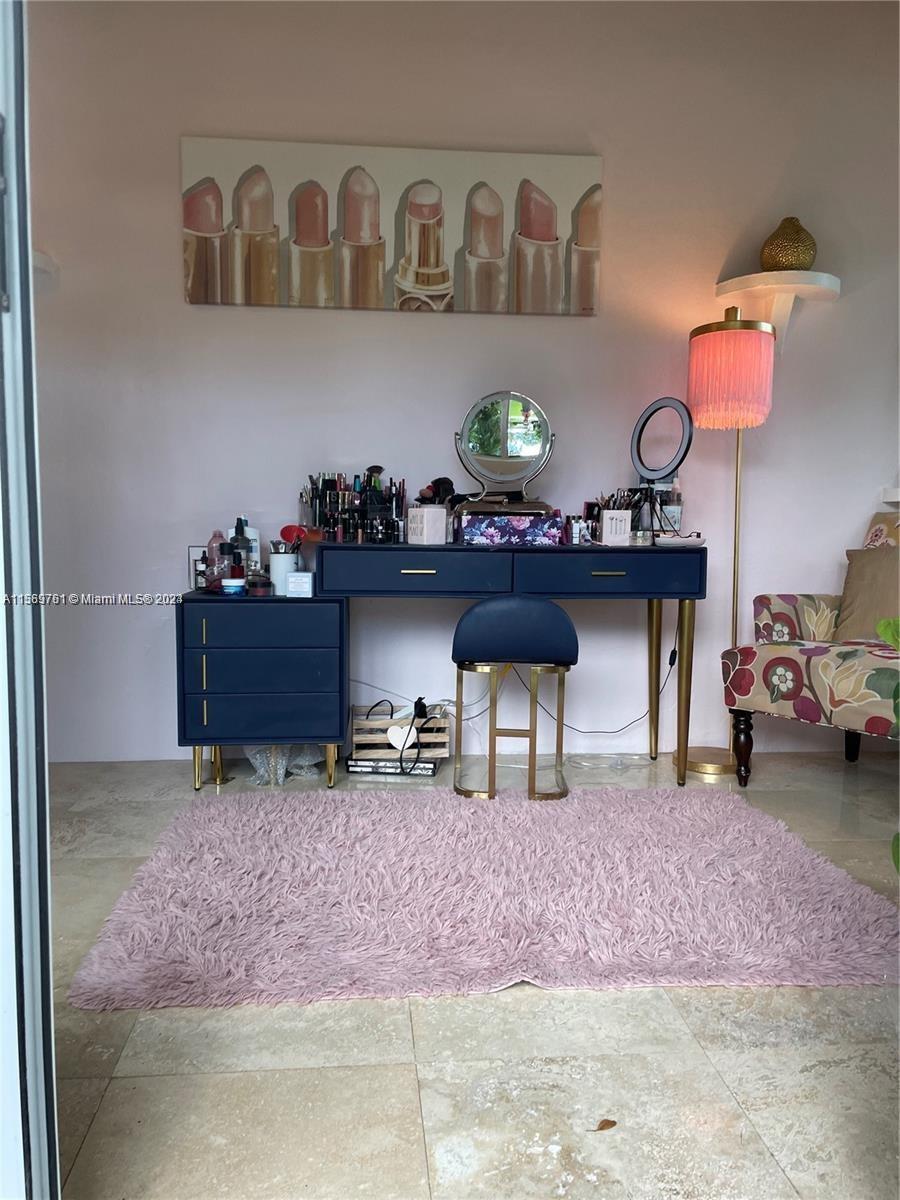 203 NE 86th St, El Portal, Florida 33138, 2 Bedrooms Bedrooms, ,1 BathroomBathrooms,Residentiallease,For Rent,203 NE 86th St,A11569761