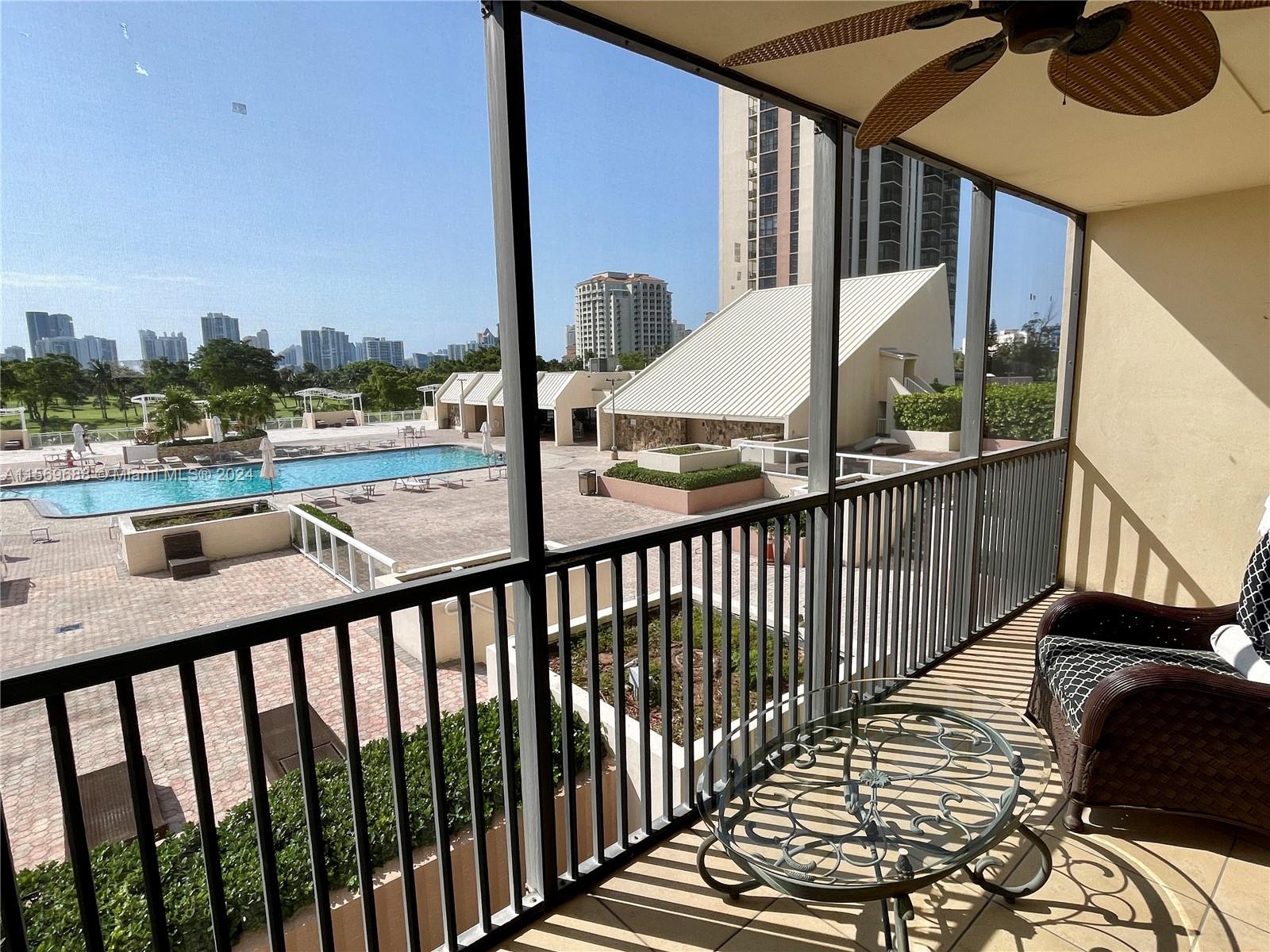 20301 W Country Club Dr 425, Aventura, Florida 33180, 1 Bedroom Bedrooms, ,1 BathroomBathrooms,Residentiallease,For Rent,20301 W Country Club Dr 425,A11569688