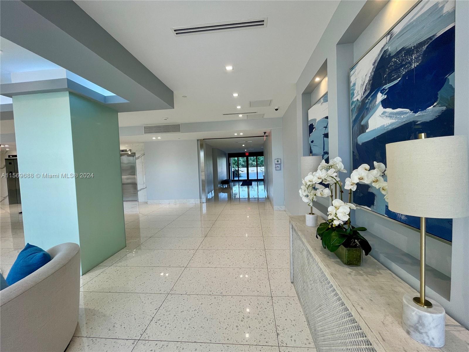 20301 W Country Club Dr 425, Aventura, Florida 33180, 1 Bedroom Bedrooms, ,1 BathroomBathrooms,Residentiallease,For Rent,20301 W Country Club Dr 425,A11569688