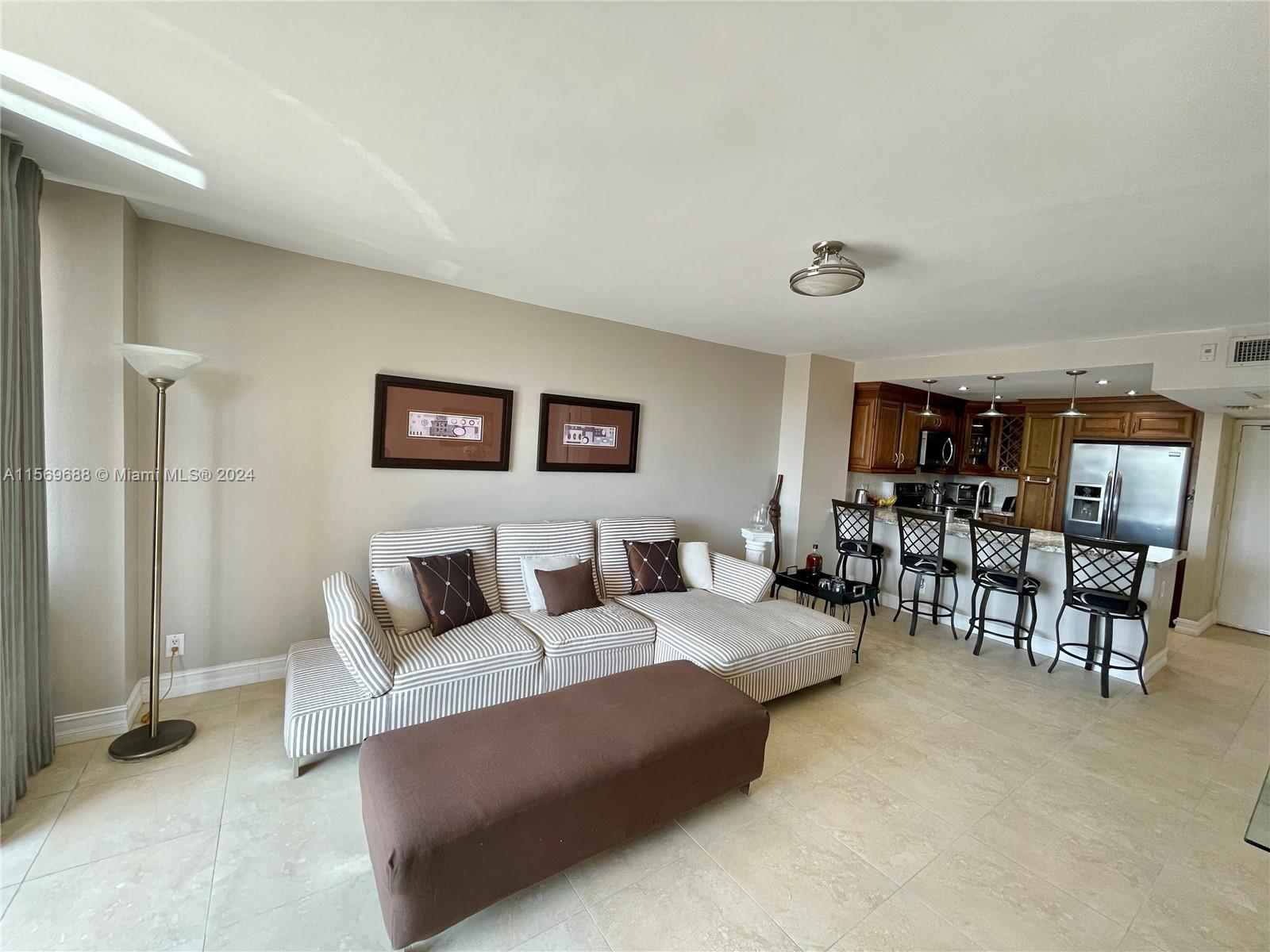 20301 W Country Club Dr 425, Aventura, Florida 33180, 1 Bedroom Bedrooms, ,1 BathroomBathrooms,Residentiallease,For Rent,20301 W Country Club Dr 425,A11569688