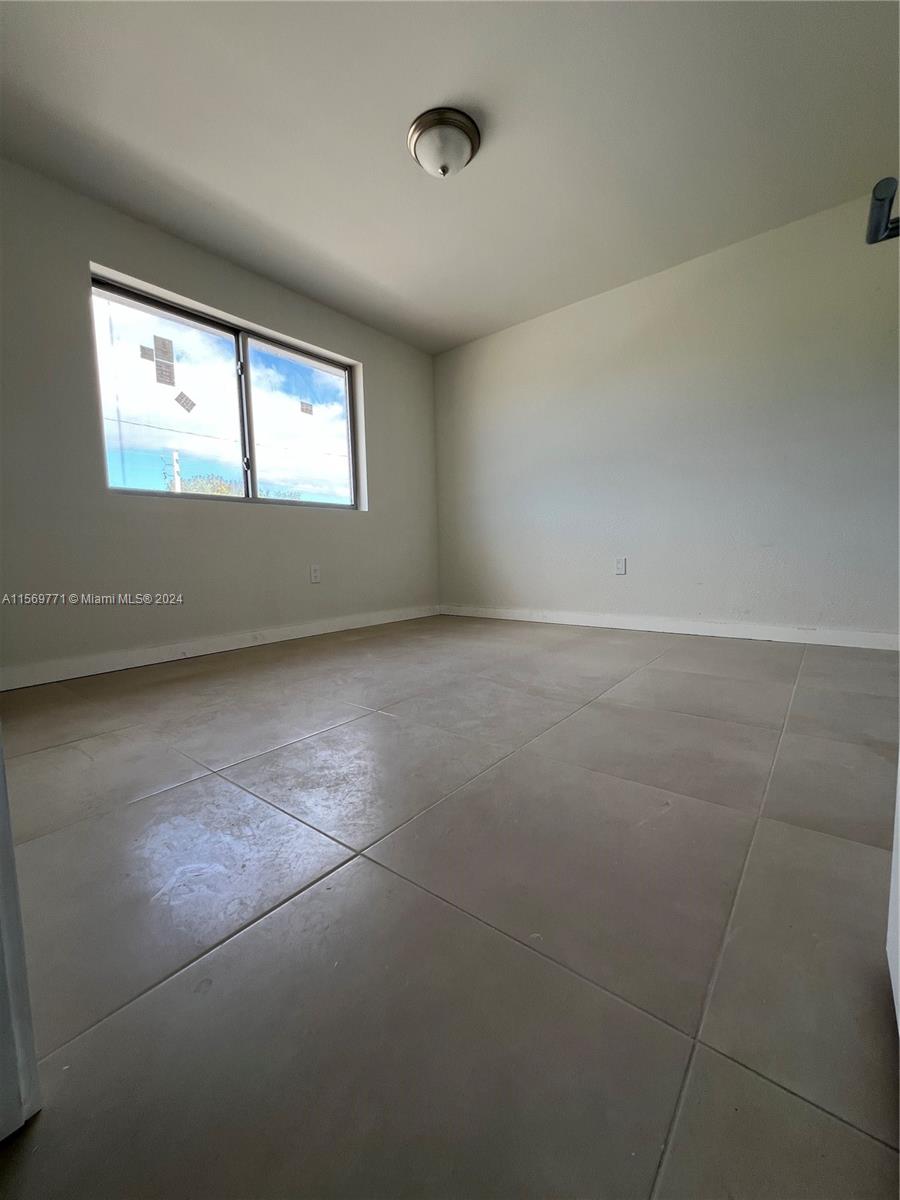 199 N Redland Rd B1, Florida City, Florida 33034, 3 Bedrooms Bedrooms, ,2 BathroomsBathrooms,Residentiallease,For Rent,199 N Redland Rd B1,A11569771
