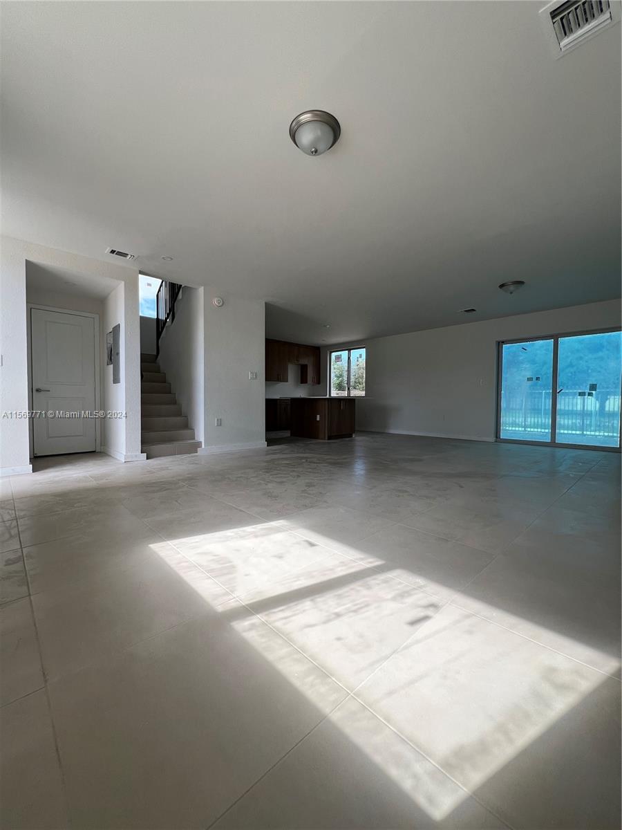 199 N Redland Rd B1, Florida City, Florida 33034, 3 Bedrooms Bedrooms, ,2 BathroomsBathrooms,Residentiallease,For Rent,199 N Redland Rd B1,A11569771