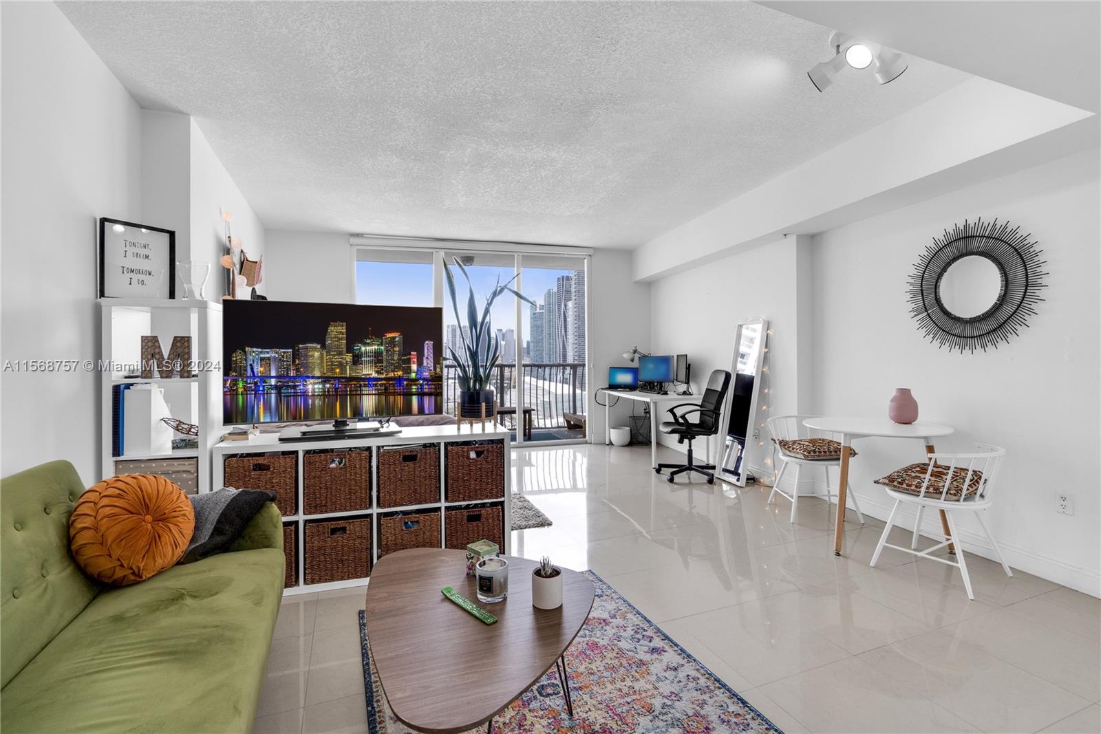 1750 N Bayshore Dr 2508, Miami, Florida 33132, ,1 BathroomBathrooms,Residentiallease,For Rent,1750 N Bayshore Dr 2508,A11568757