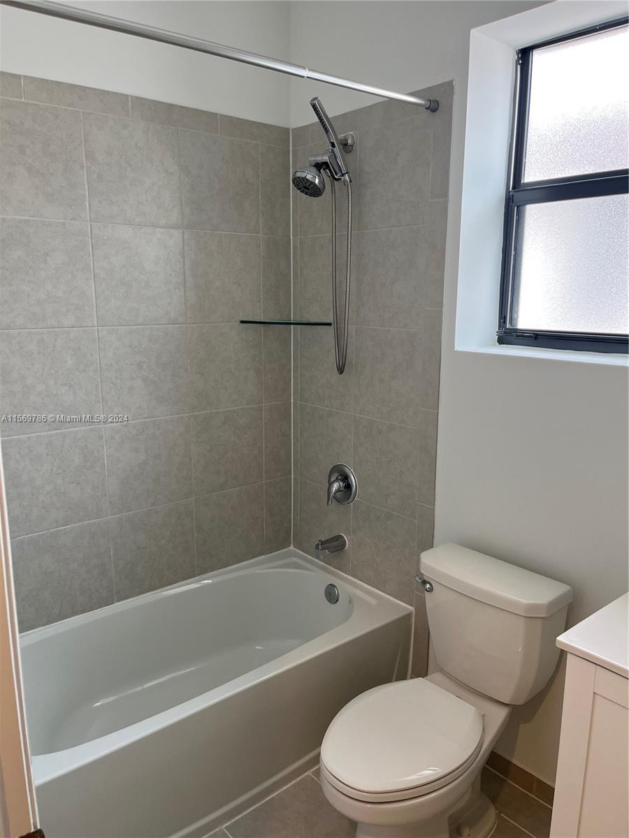 25274 SW 107th Ct, Homestead, Florida 33032, 4 Bedrooms Bedrooms, ,3 BathroomsBathrooms,Residential,For Sale,25274 SW 107th Ct,A11569786