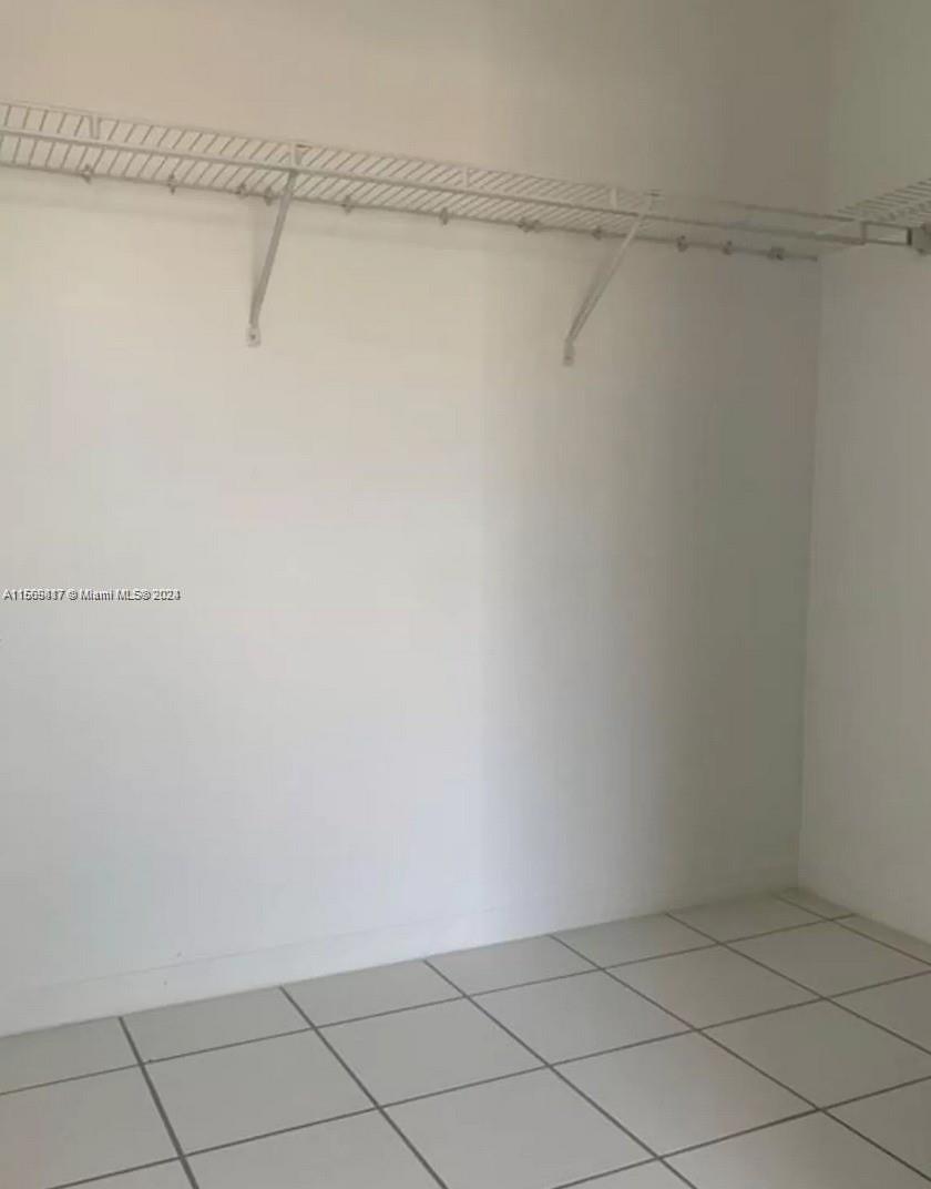 1627 NW 18th St 304, Miami, Florida 33125, 2 Bedrooms Bedrooms, ,2 BathroomsBathrooms,Residentiallease,For Rent,1627 NW 18th St 304,A11569817