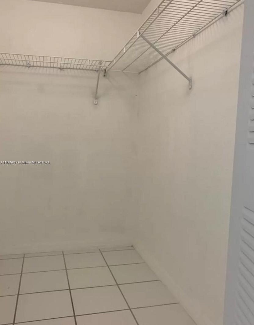 1627 NW 18th St 304, Miami, Florida 33125, 2 Bedrooms Bedrooms, ,2 BathroomsBathrooms,Residentiallease,For Rent,1627 NW 18th St 304,A11569817