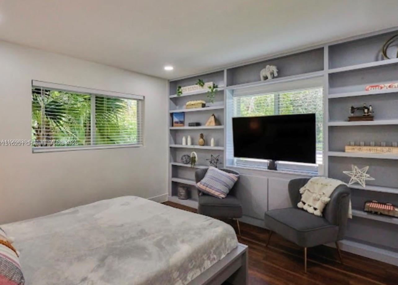 11615 Griffing Blvd, Biscayne Park, Florida 33161, 4 Bedrooms Bedrooms, ,2 BathroomsBathrooms,Residentiallease,For Rent,11615 Griffing Blvd,A11569838