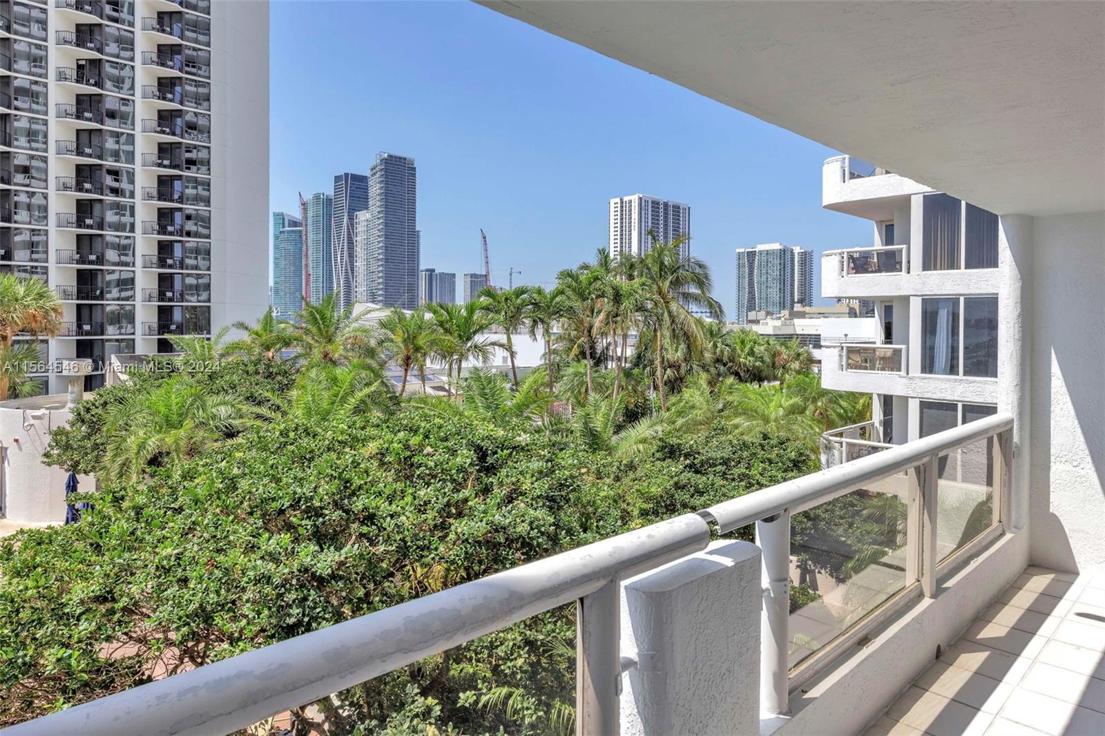 1717 N BAYSHORE DR A-1242, Miami, Florida 33132, 1 Bedroom Bedrooms, ,1 BathroomBathrooms,Residentiallease,For Rent,1717 N BAYSHORE DR A-1242,A11564546