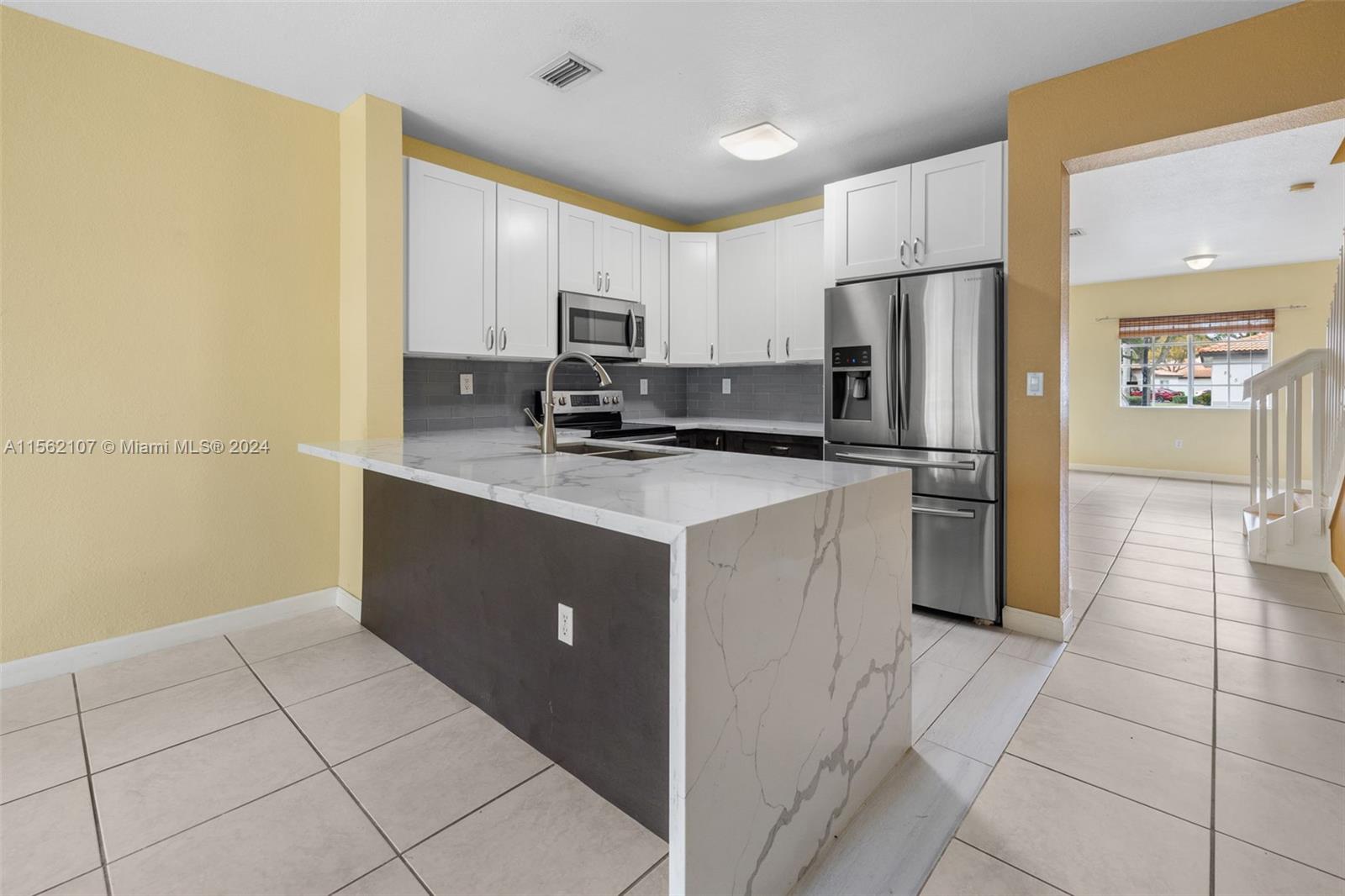 8440 SW 150th Ave 105, Miami, Florida 33193, 3 Bedrooms Bedrooms, ,2 BathroomsBathrooms,Residential,For Sale,8440 SW 150th Ave 105,A11562107