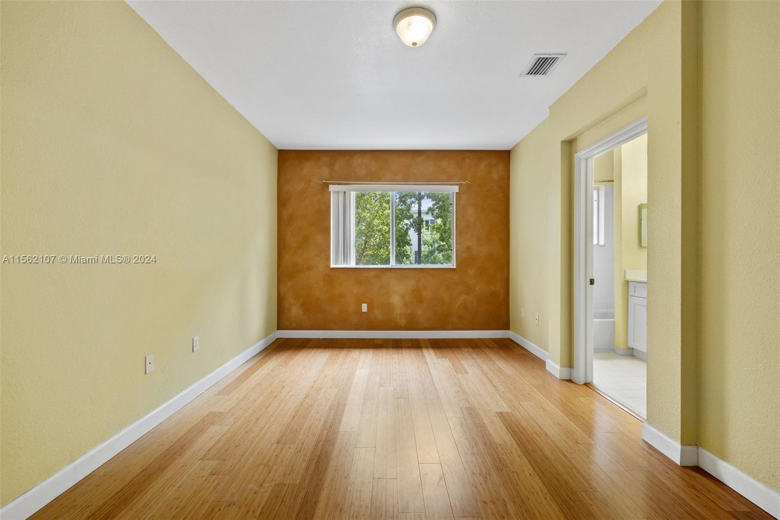 8440 SW 150th Ave 105, Miami, Florida 33193, 3 Bedrooms Bedrooms, ,2 BathroomsBathrooms,Residential,For Sale,8440 SW 150th Ave 105,A11562107