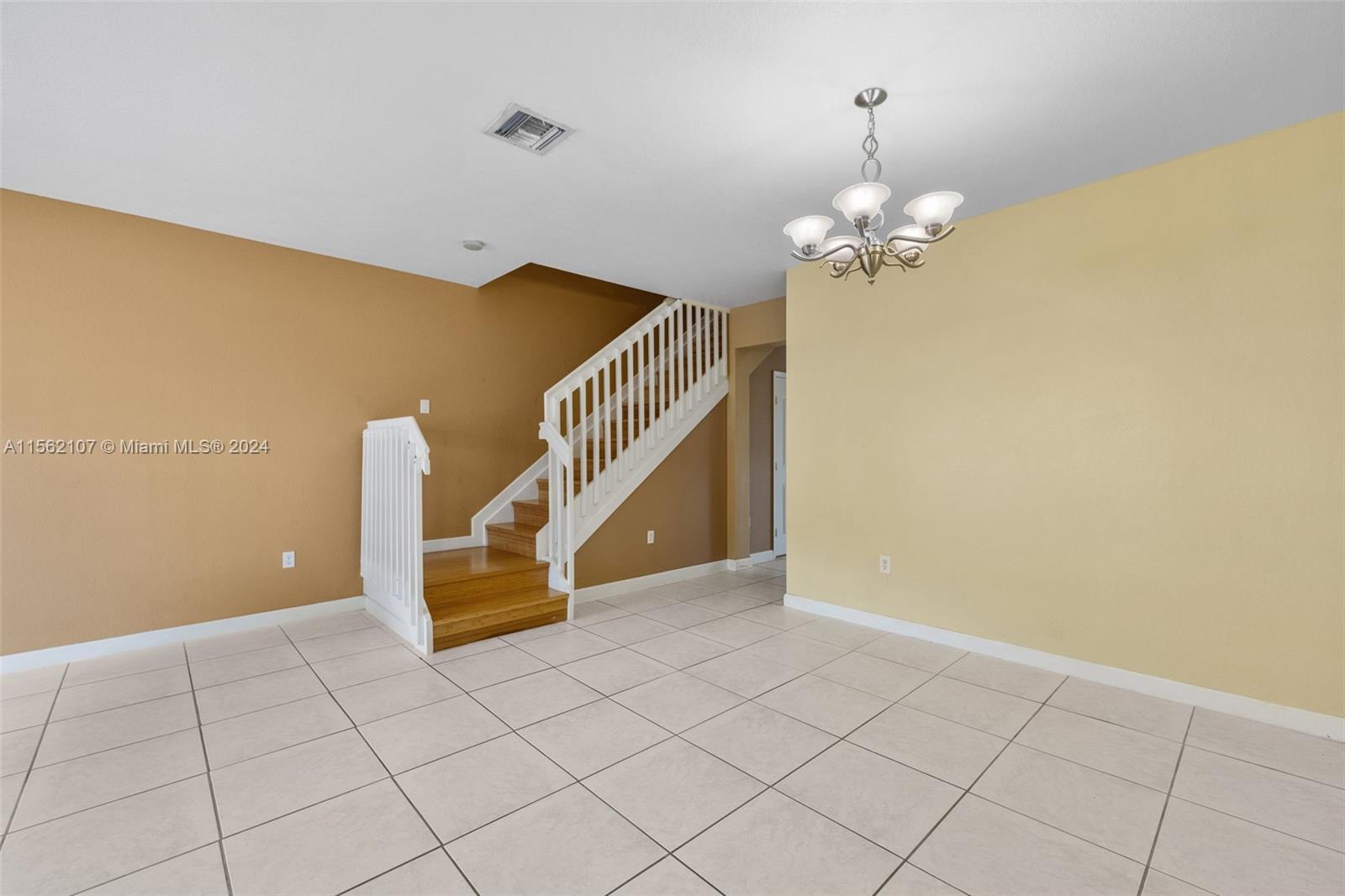 8440 SW 150th Ave 105, Miami, Florida 33193, 3 Bedrooms Bedrooms, ,2 BathroomsBathrooms,Residential,For Sale,8440 SW 150th Ave 105,A11562107