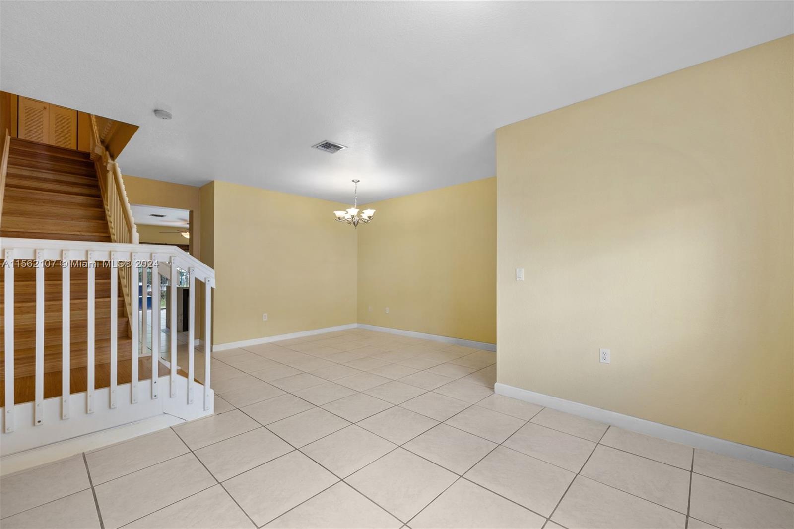 8440 SW 150th Ave 105, Miami, Florida 33193, 3 Bedrooms Bedrooms, ,2 BathroomsBathrooms,Residential,For Sale,8440 SW 150th Ave 105,A11562107