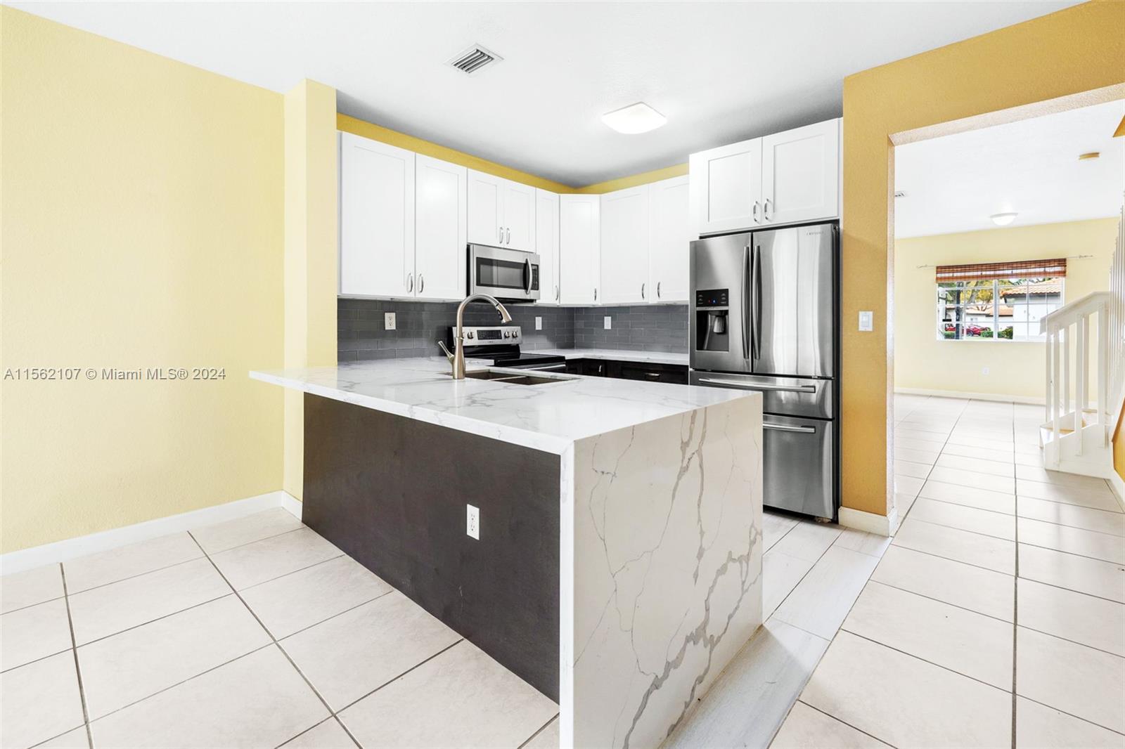 8440 SW 150th Ave 105, Miami, Florida 33193, 3 Bedrooms Bedrooms, ,2 BathroomsBathrooms,Residential,For Sale,8440 SW 150th Ave 105,A11562107