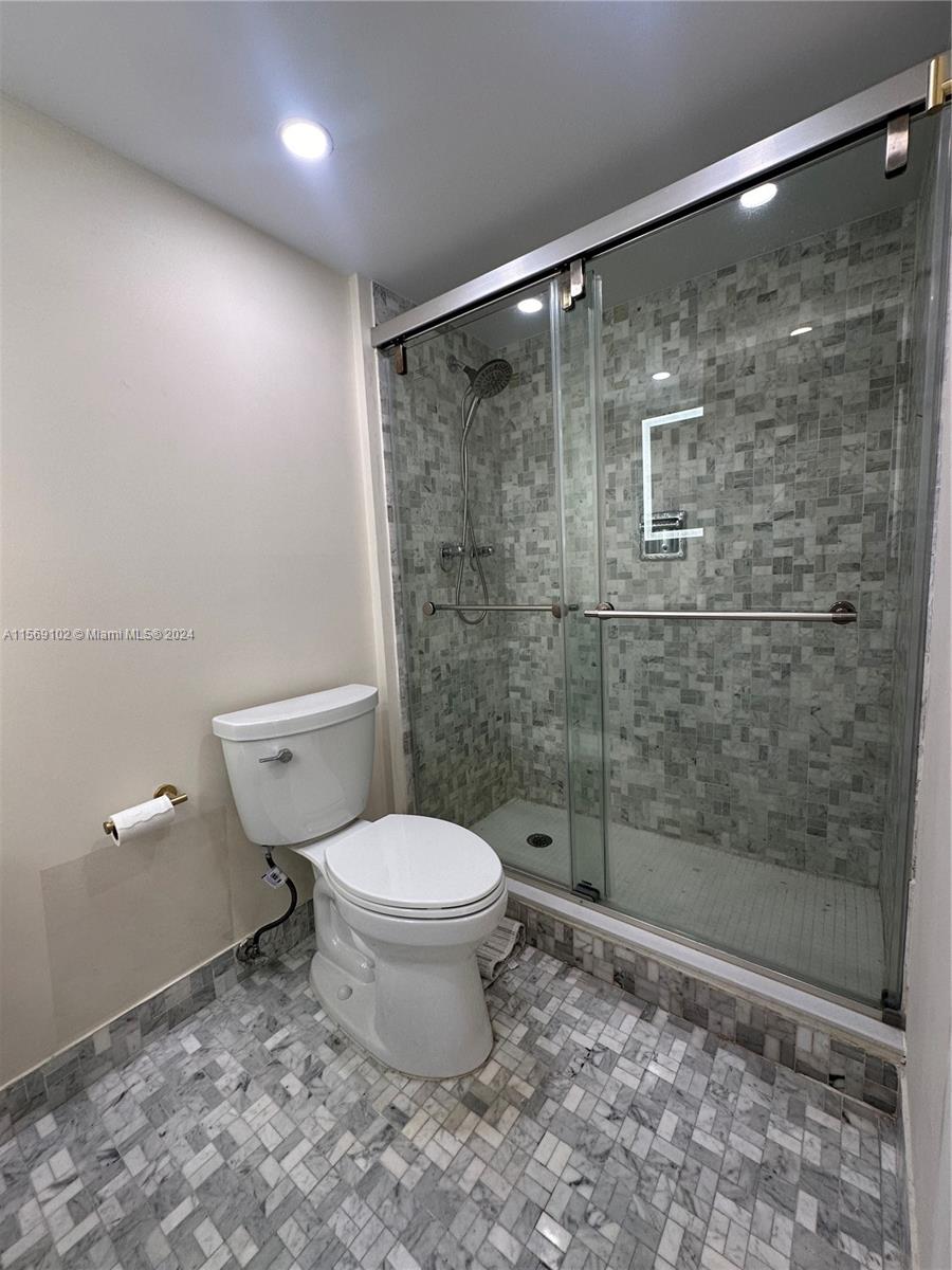 1904 S Ocean Dr 1807, Hallandale Beach, Florida 33009, 2 Bedrooms Bedrooms, ,2 BathroomsBathrooms,Residentiallease,For Rent,1904 S Ocean Dr 1807,A11569102