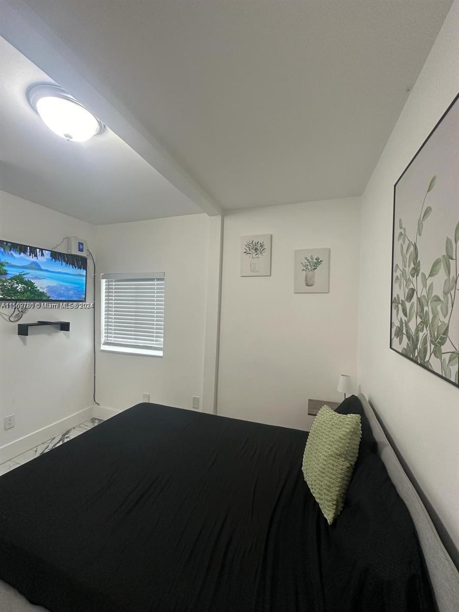 104 NW 9TH ST 3, Hallandale Beach, Florida 33009, 3 Bedrooms Bedrooms, ,2 BathroomsBathrooms,Residentiallease,For Rent,104 NW 9TH ST 3,A11569780