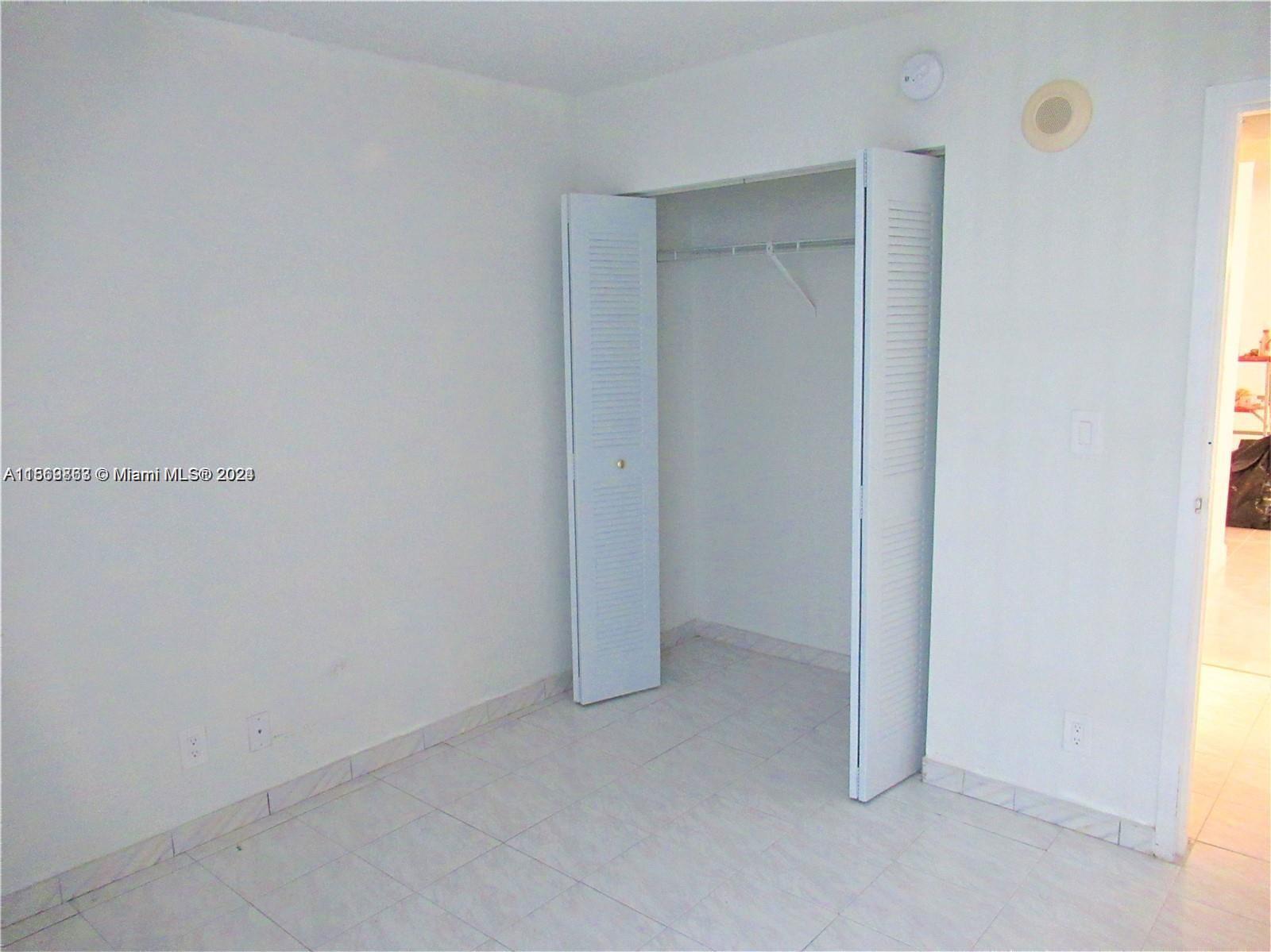 17021 N Bay Rd 120, Sunny Isles Beach, Florida 33160, 2 Bedrooms Bedrooms, ,2 BathroomsBathrooms,Residentiallease,For Rent,17021 N Bay Rd 120,A11569863