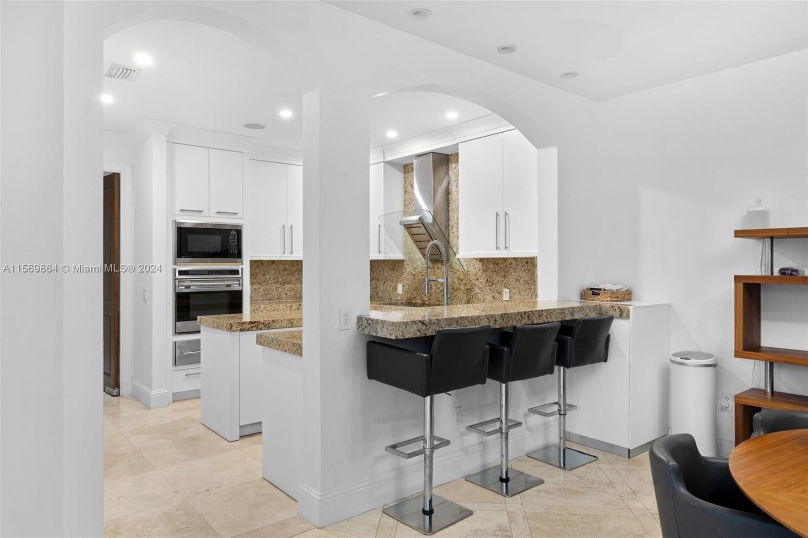 19484 39th Ave, Sunny Isles Beach, Florida 33160, 6 Bedrooms Bedrooms, ,4 BathroomsBathrooms,Residentiallease,For Rent,19484 39th Ave,A11569864