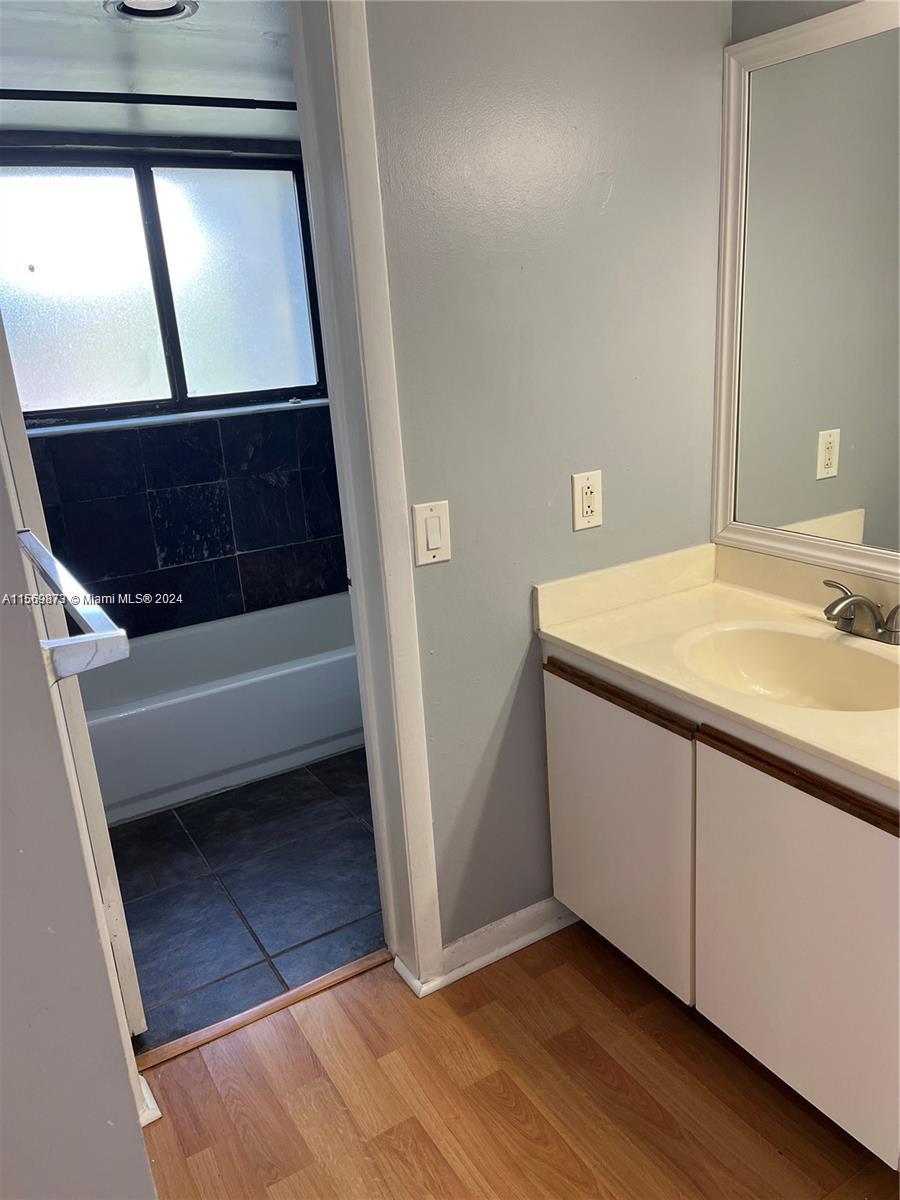 9764 SW 138th Ave CC2L, Miami, Florida 33186, 2 Bedrooms Bedrooms, ,2 BathroomsBathrooms,Residentiallease,For Rent,9764 SW 138th Ave CC2L,A11569873