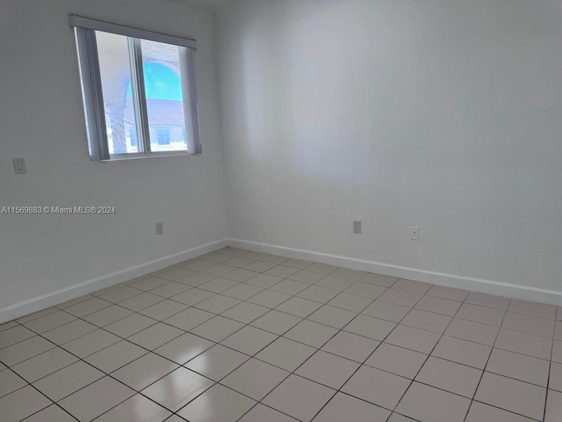 1536 SE 25th St 206, Homestead, Florida 33035, 2 Bedrooms Bedrooms, ,2 BathroomsBathrooms,Residentiallease,For Rent,1536 SE 25th St 206,A11569883