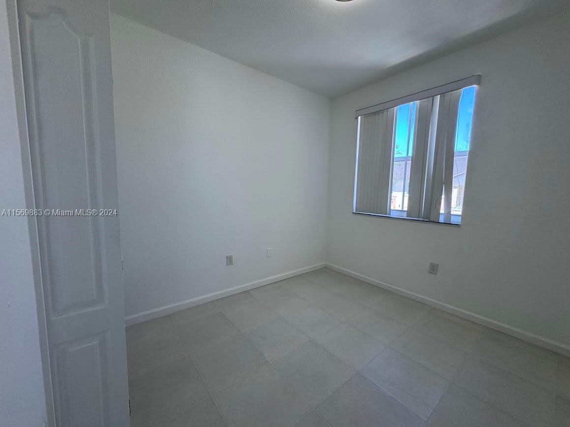 1536 SE 25th St 206, Homestead, Florida 33035, 2 Bedrooms Bedrooms, ,2 BathroomsBathrooms,Residentiallease,For Rent,1536 SE 25th St 206,A11569883
