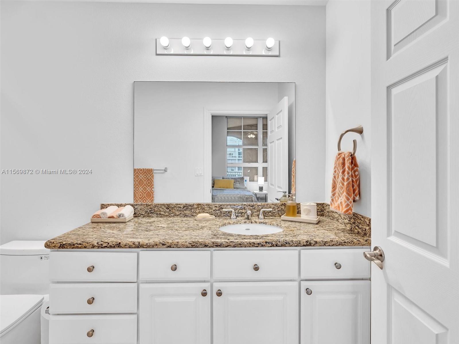 3001 NE 185th St 613, Aventura, Florida 33180, 2 Bedrooms Bedrooms, ,2 BathroomsBathrooms,Residentiallease,For Rent,3001 NE 185th St 613,A11569872