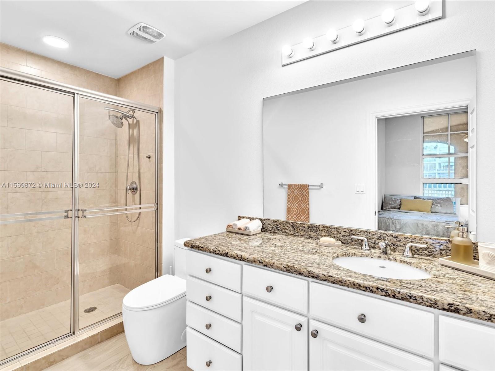 3001 NE 185th St 613, Aventura, Florida 33180, 2 Bedrooms Bedrooms, ,2 BathroomsBathrooms,Residentiallease,For Rent,3001 NE 185th St 613,A11569872