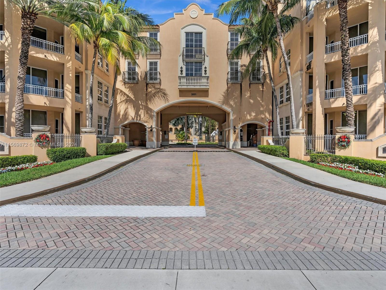 3001 NE 185th St 613, Aventura, Florida 33180, 2 Bedrooms Bedrooms, ,2 BathroomsBathrooms,Residentiallease,For Rent,3001 NE 185th St 613,A11569872