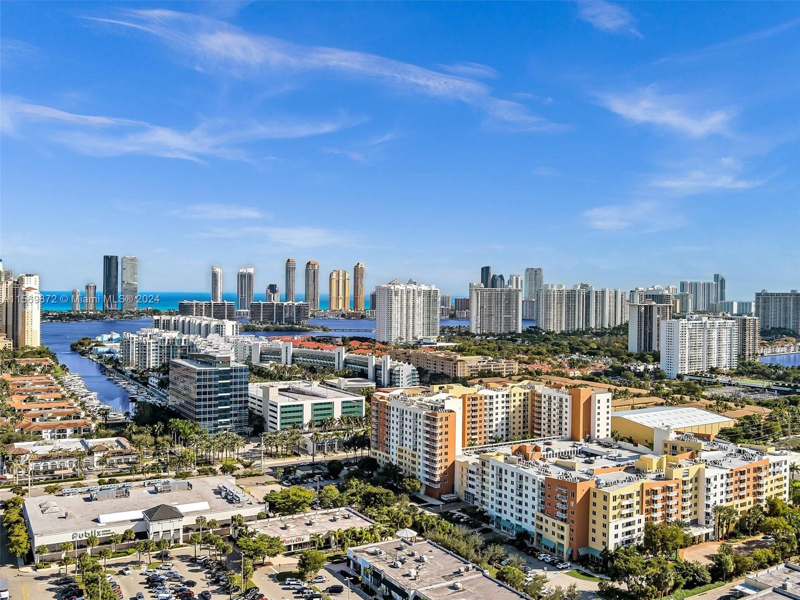3001 NE 185th St 613, Aventura, Florida 33180, 2 Bedrooms Bedrooms, ,2 BathroomsBathrooms,Residentiallease,For Rent,3001 NE 185th St 613,A11569872
