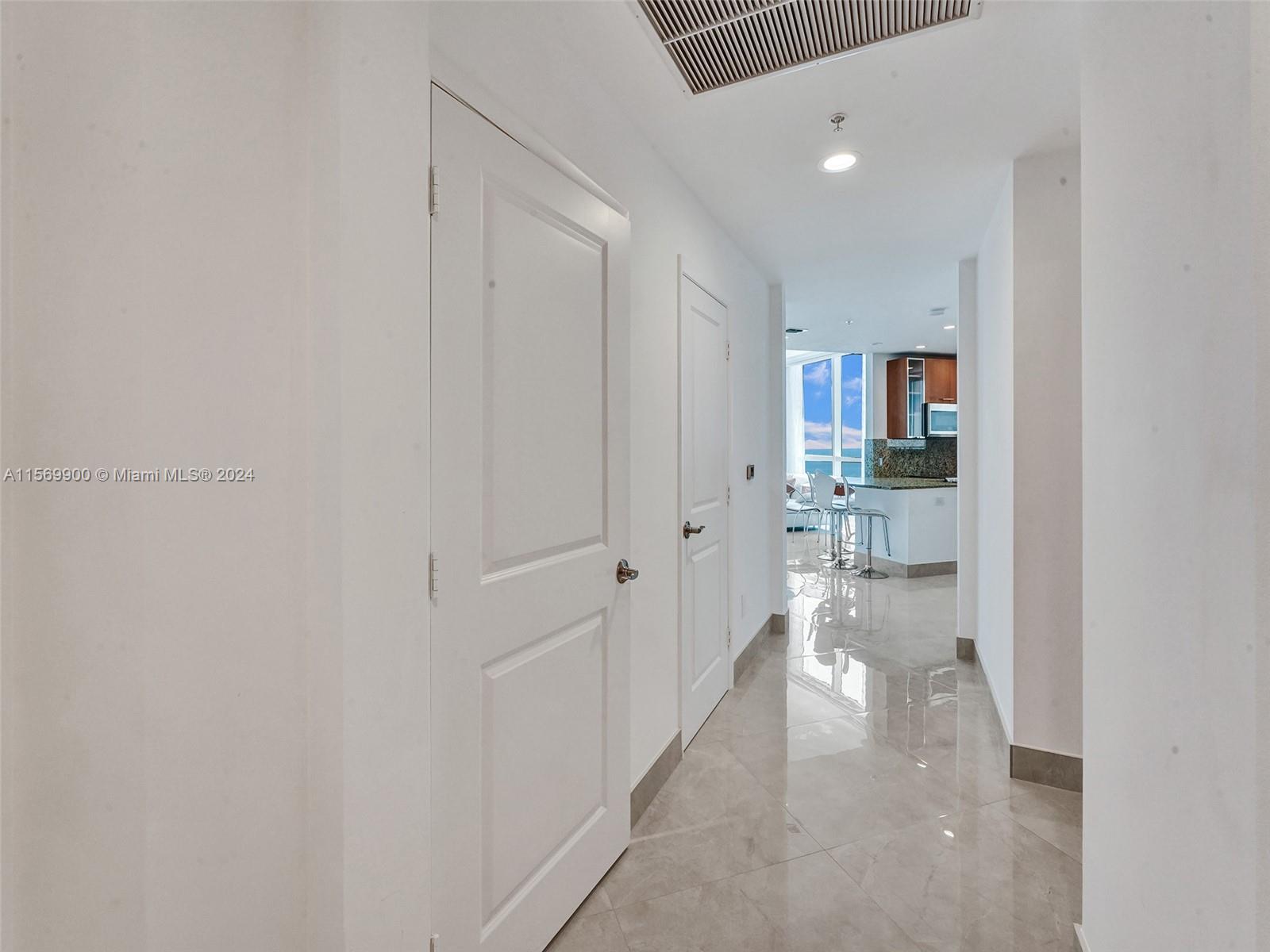 1945 S Ocean Dr 2101, Hallandale Beach, Florida 33009, 3 Bedrooms Bedrooms, ,3 BathroomsBathrooms,Residentiallease,For Rent,1945 S Ocean Dr 2101,A11569900