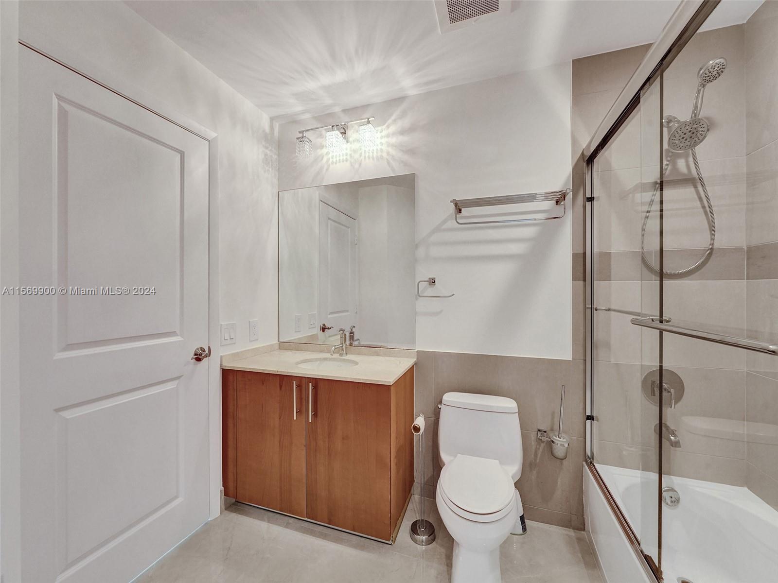 1945 S Ocean Dr 2101, Hallandale Beach, Florida 33009, 3 Bedrooms Bedrooms, ,3 BathroomsBathrooms,Residentiallease,For Rent,1945 S Ocean Dr 2101,A11569900