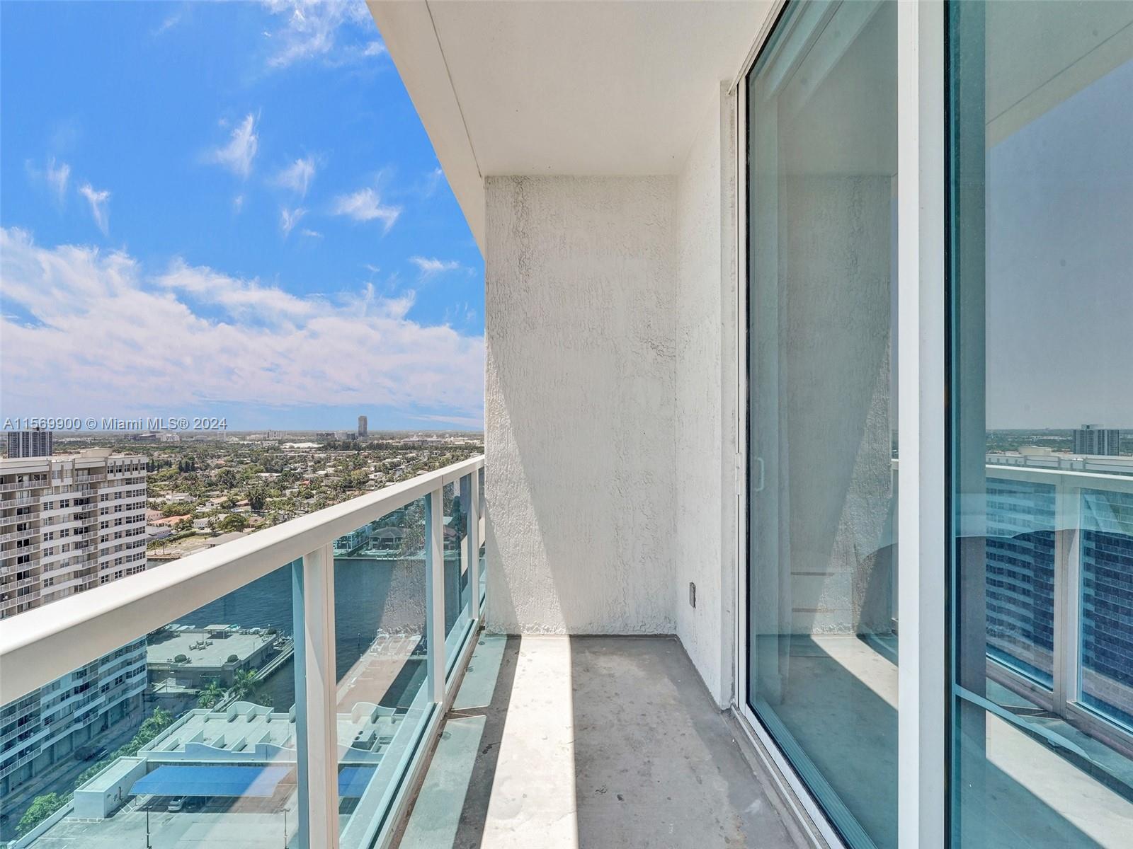 1945 S Ocean Dr 2101, Hallandale Beach, Florida 33009, 3 Bedrooms Bedrooms, ,3 BathroomsBathrooms,Residentiallease,For Rent,1945 S Ocean Dr 2101,A11569900