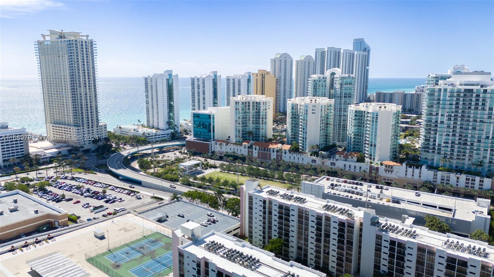 16909 N North Bay Road 608, Sunny Isles Beach, Florida 33160, 1 Bedroom Bedrooms, ,1 BathroomBathrooms,Residential,For Sale,16909 N North Bay Road 608,A11569794