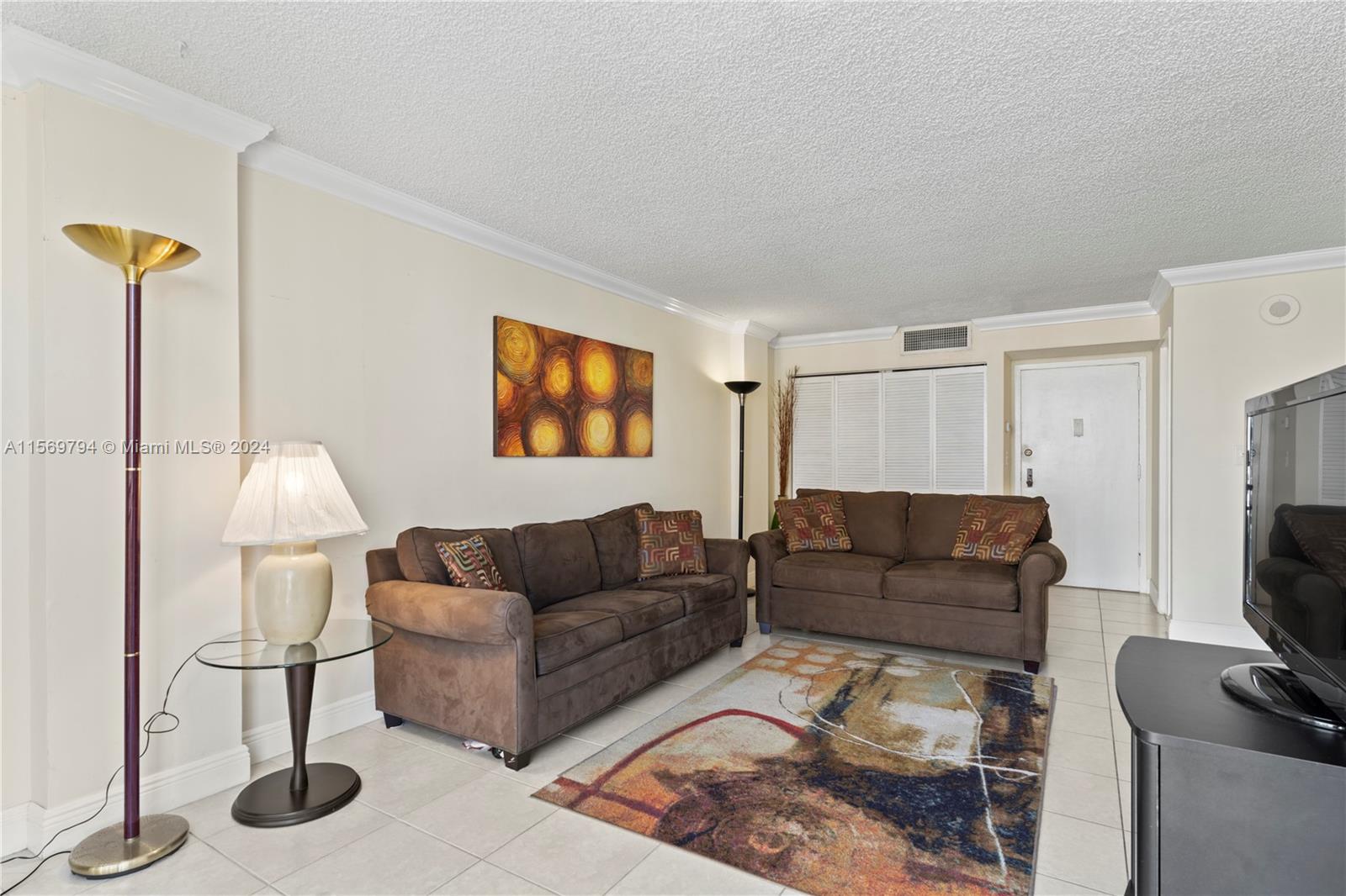16909 N North Bay Road 608, Sunny Isles Beach, Florida 33160, 1 Bedroom Bedrooms, ,1 BathroomBathrooms,Residential,For Sale,16909 N North Bay Road 608,A11569794