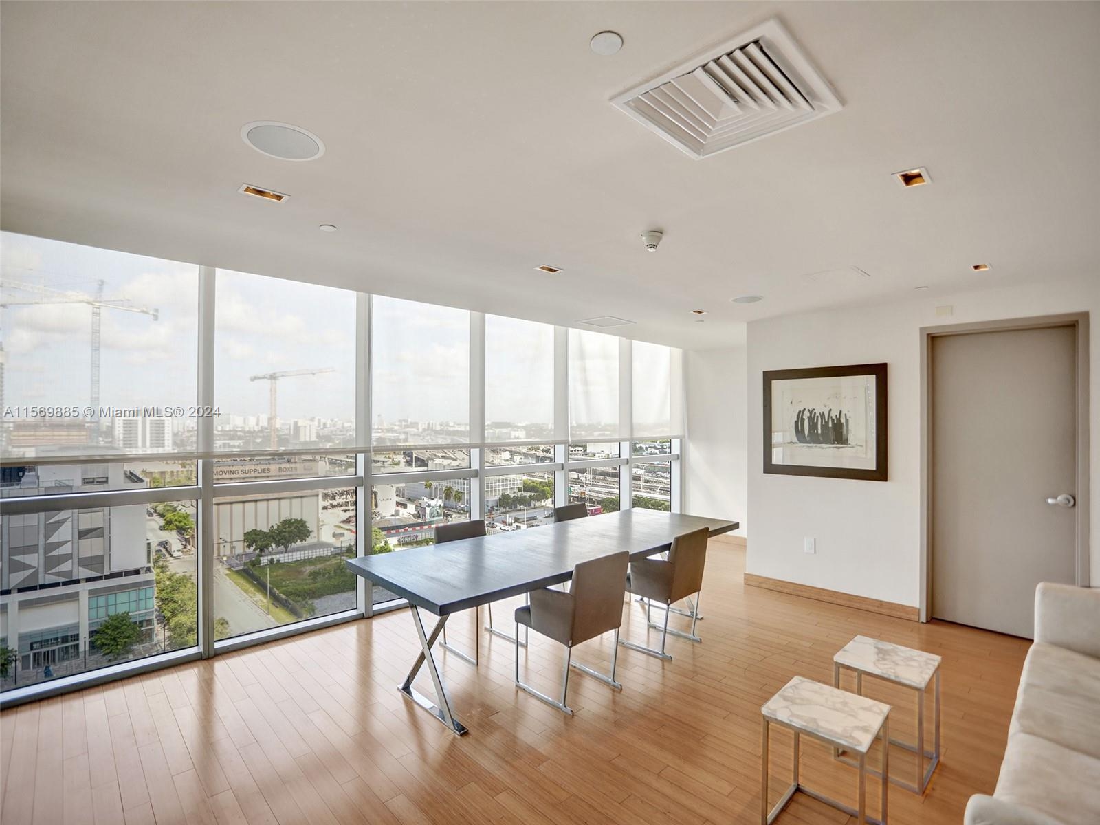 900 Biscayne Blvd 5610, Miami, Florida 33132, 2 Bedrooms Bedrooms, ,2 BathroomsBathrooms,Residentiallease,For Rent,900 Biscayne Blvd 5610,A11569885