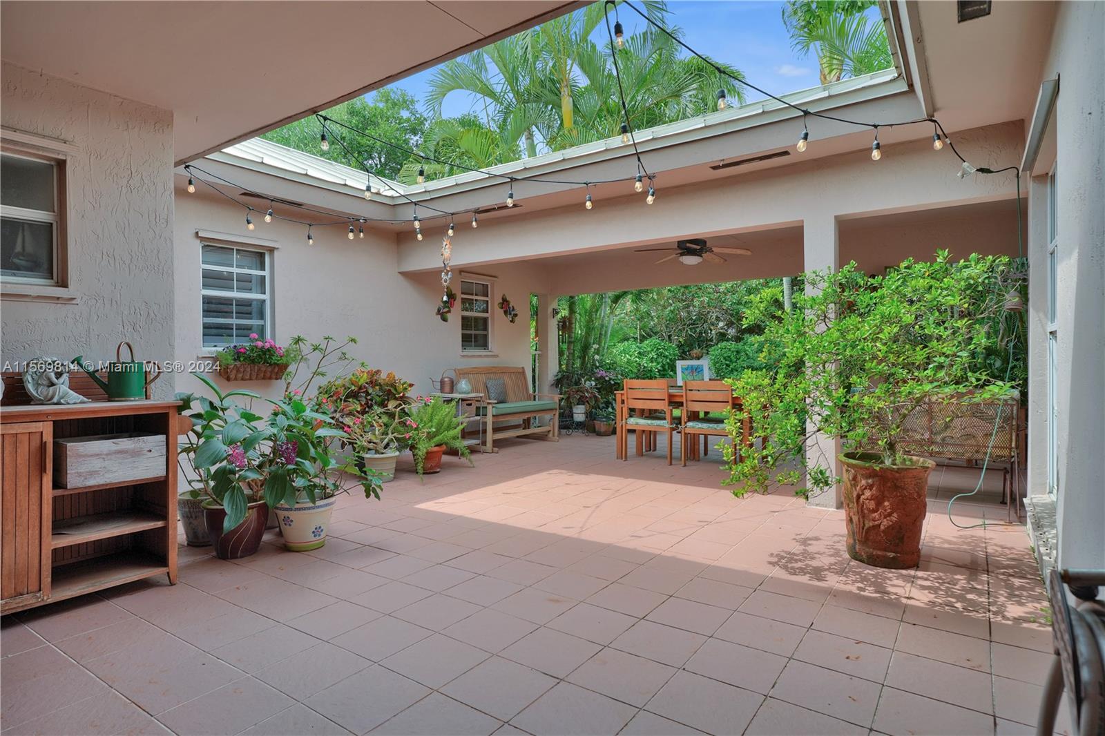 15325 SW 156th Ter, Miami, Florida 33187, 4 Bedrooms Bedrooms, ,2 BathroomsBathrooms,Residential,For Sale,15325 SW 156th Ter,A11569814