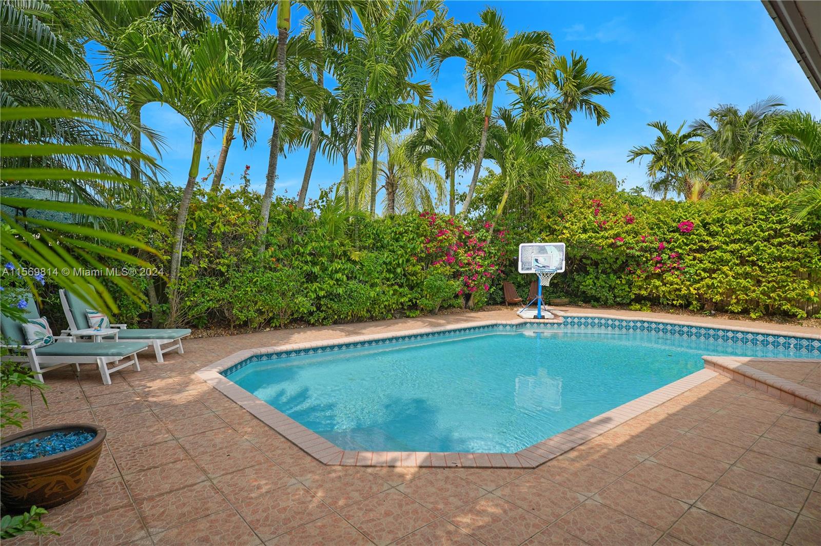 15325 SW 156th Ter, Miami, Florida 33187, 4 Bedrooms Bedrooms, ,2 BathroomsBathrooms,Residential,For Sale,15325 SW 156th Ter,A11569814