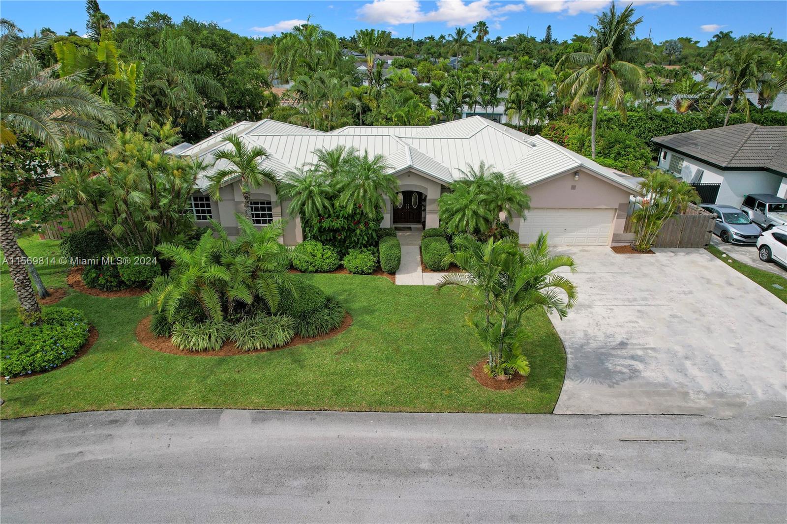 15325 SW 156th Ter, Miami, Florida 33187, 4 Bedrooms Bedrooms, ,2 BathroomsBathrooms,Residential,For Sale,15325 SW 156th Ter,A11569814