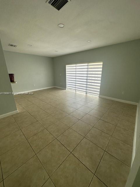 1480 NE 33rd Ave 110, Homestead, Florida 33033, 3 Bedrooms Bedrooms, ,2 BathroomsBathrooms,Residentiallease,For Rent,1480 NE 33rd Ave 110,A11569911