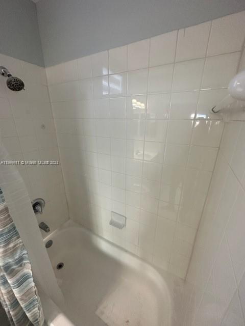 1480 NE 33rd Ave 110, Homestead, Florida 33033, 3 Bedrooms Bedrooms, ,2 BathroomsBathrooms,Residentiallease,For Rent,1480 NE 33rd Ave 110,A11569911