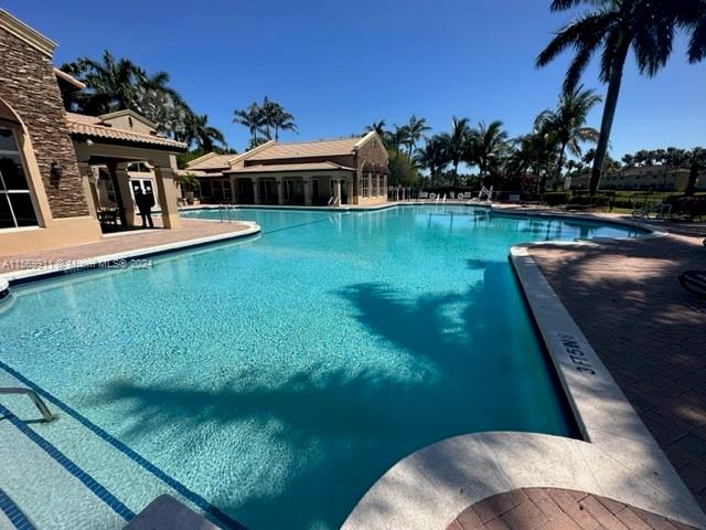 1480 NE 33rd Ave 110, Homestead, Florida 33033, 3 Bedrooms Bedrooms, ,2 BathroomsBathrooms,Residentiallease,For Rent,1480 NE 33rd Ave 110,A11569911