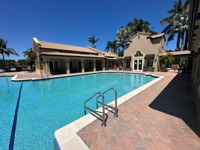 1480 NE 33rd Ave 110, Homestead, Florida 33033, 3 Bedrooms Bedrooms, ,2 BathroomsBathrooms,Residentiallease,For Rent,1480 NE 33rd Ave 110,A11569911