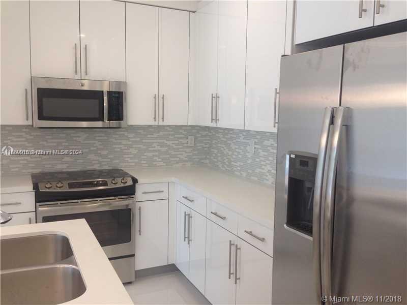2630 NE 213th St 102, Miami, Florida 33180, 2 Bedrooms Bedrooms, ,2 BathroomsBathrooms,Residentiallease,For Rent,2630 NE 213th St 102,A11569916