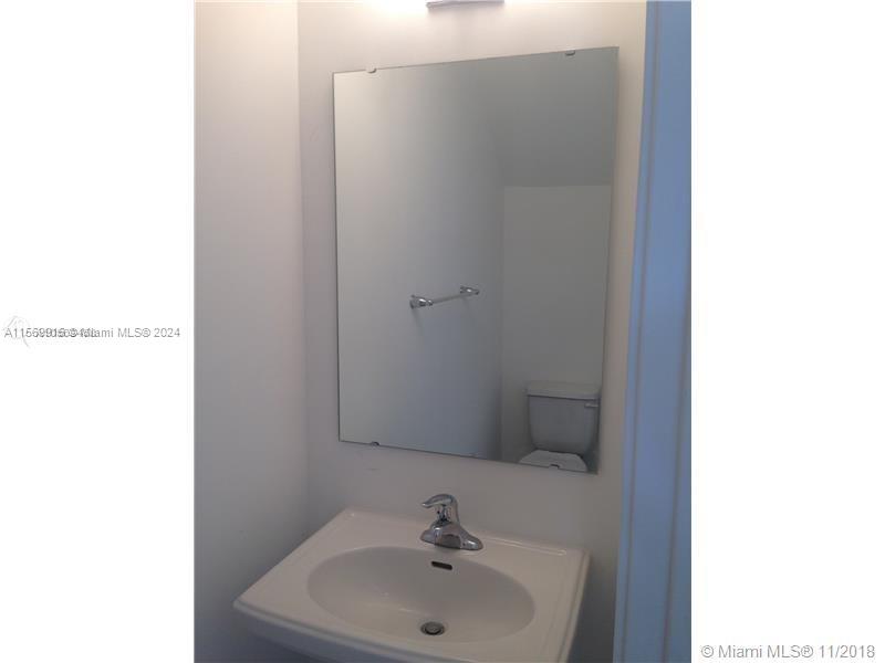 2630 NE 213th St 102, Miami, Florida 33180, 2 Bedrooms Bedrooms, ,2 BathroomsBathrooms,Residentiallease,For Rent,2630 NE 213th St 102,A11569916